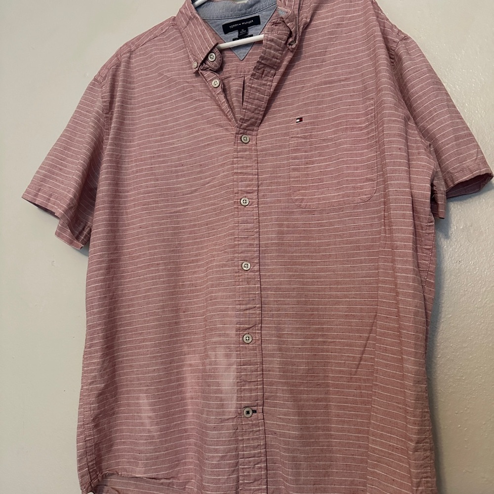 Tommy Hilfiger Men's Pink Striped Shirt
